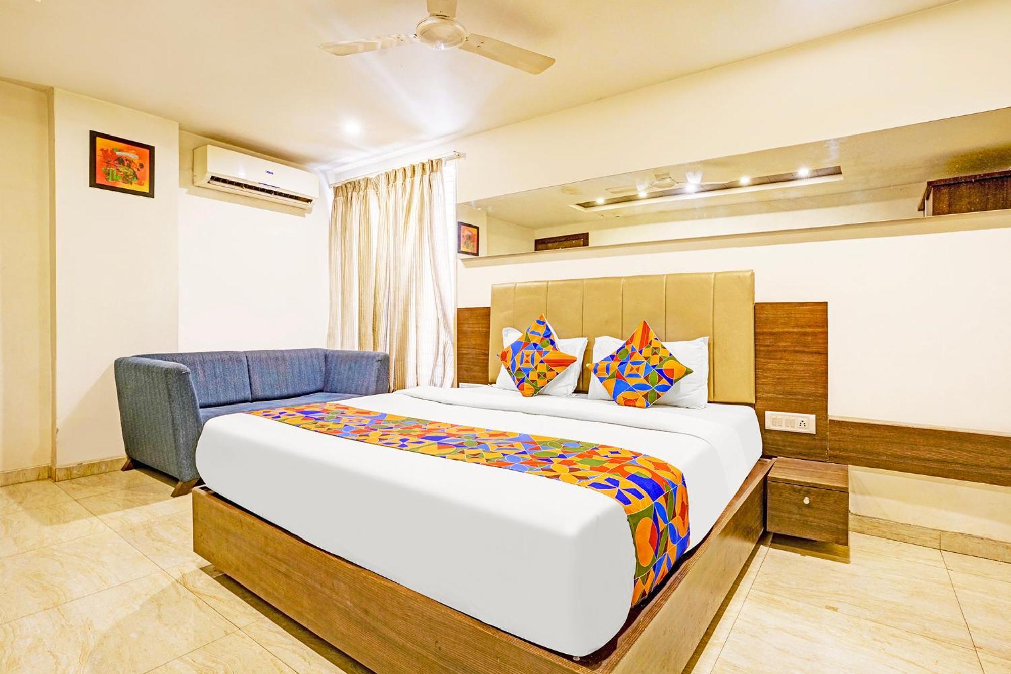Fabhotel Prime Sky Light Vadodara Exterior foto