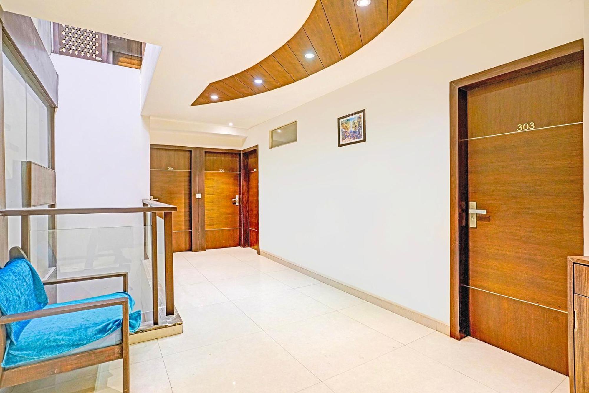 Fabhotel Prime Sky Light Vadodara Exterior foto